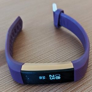 Fitbit Alta HR